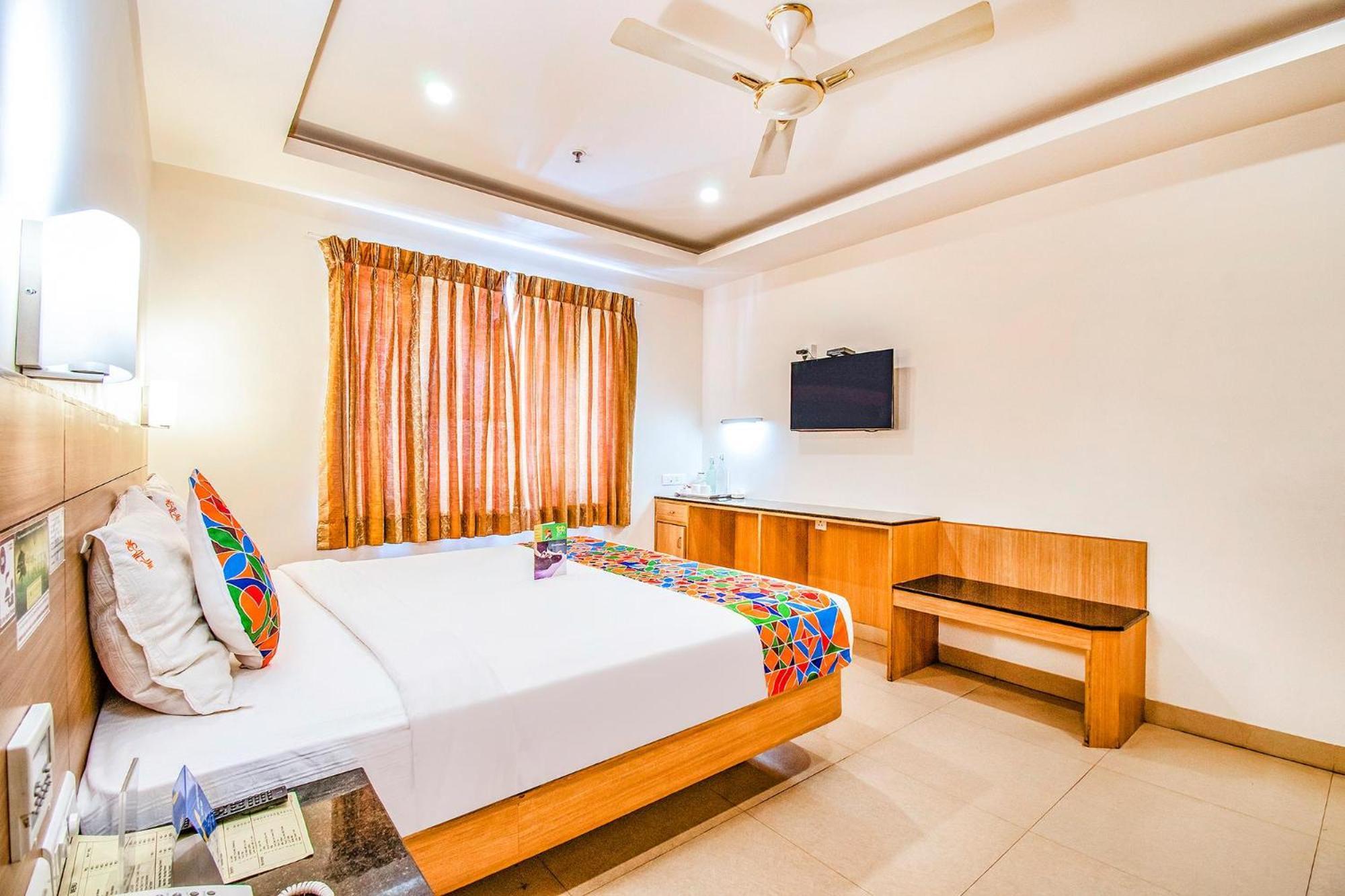 Fabhotel Prime Royal Castle - Nr Coimbatore North Railway Station Eksteriør bilde